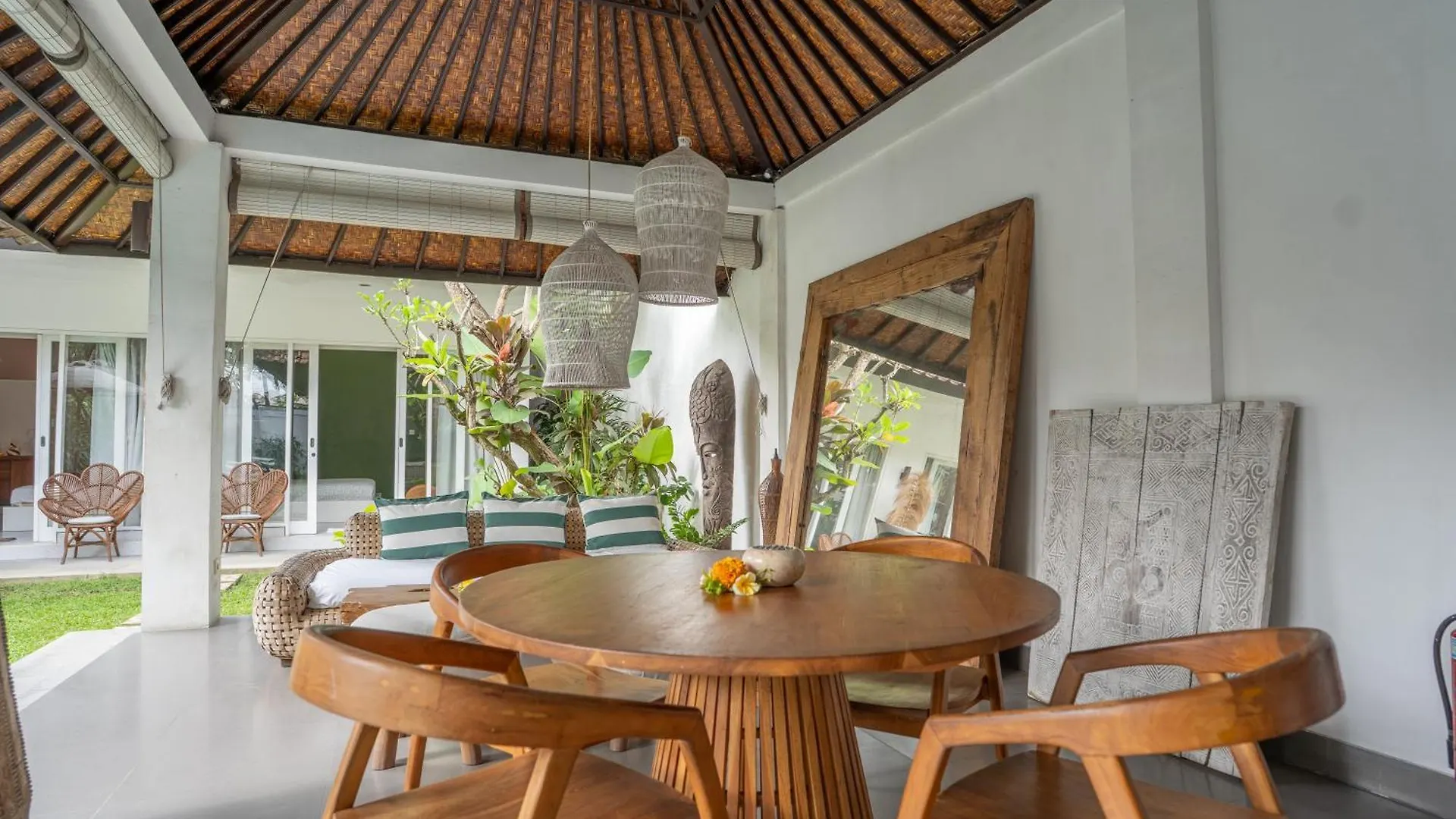 Villa Anouk Seminyak Indonesia
